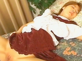 Dripping wet pussy lips slurped on and dominated by thick, raging hard-on in Nippon